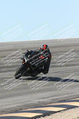 media/Oct-13-2025-Moto Forza (Mon) [[a66d839500]]/4-C Group/Session 2 (Bowl)/